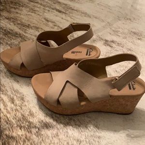 Clark’s cork wedge sandals 7.5